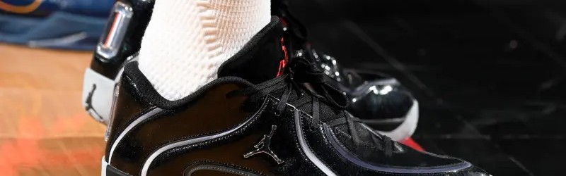 星空体育官方入口-塔图姆穿着野马配色Tatum4，砍下30分7篮板11助攻