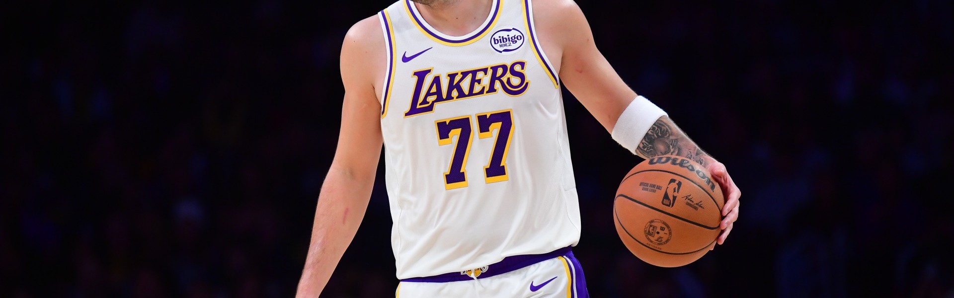 这就是爹的buff？东契奇退防积极一防四 贴防+补防最终防成！